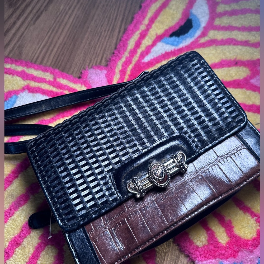 90s Heart shape buckle side bag leather